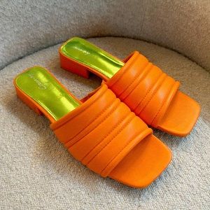 CIRCUS NY Women's Orange Joana Slide Sandals, Bright orange slip on shoes